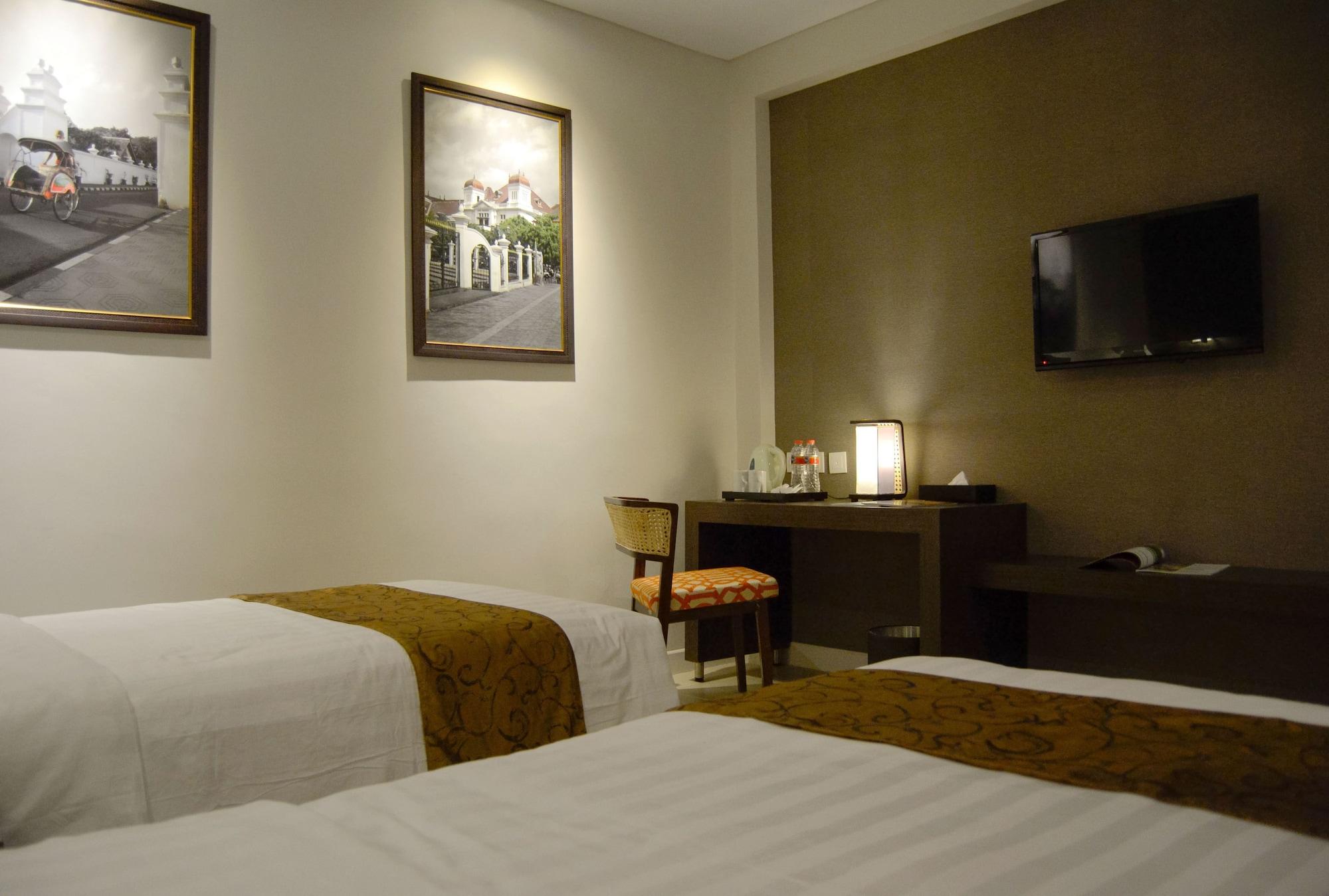 Tasneem Convention Hotel 3*