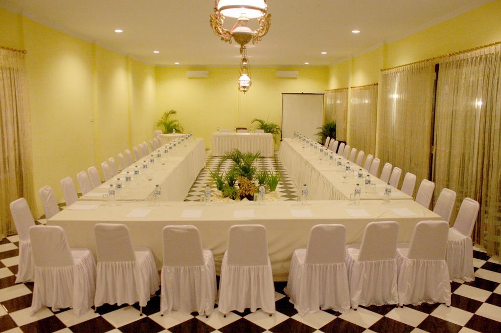 Tasneem Convention Hotel